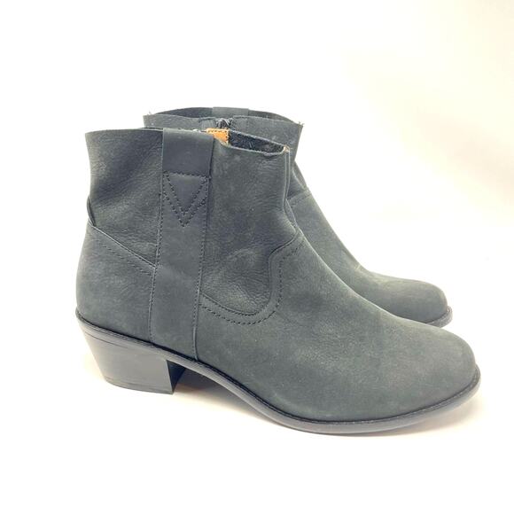 Vionic | Gray Booties Weather Resistant Boots Heels New 6.5 - Picture 1 of 9